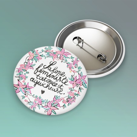 Badges trash Deloffre - Salope féministe tatouée et aguicheuse